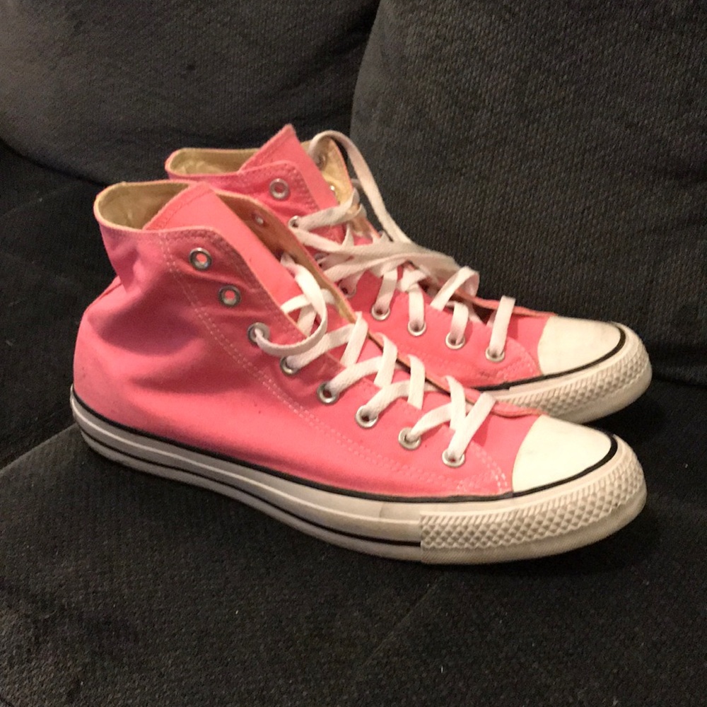 Men’s Pink Converse Hi Top Sneaker